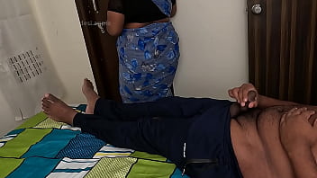 Dunia Tersembunyi Di Balik Pintu: Kisah Panas Dan Sensual Para Pembantu Di India
