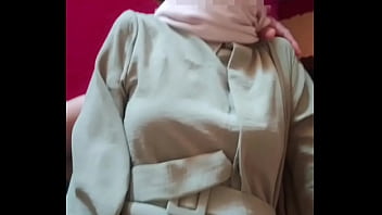Adik Tiri Berhijab Dientot Hingga Meraung Saat Lebaran