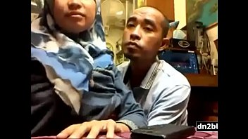 Tosca Hijab Melayu Ahli Sedot Yang Menggoda