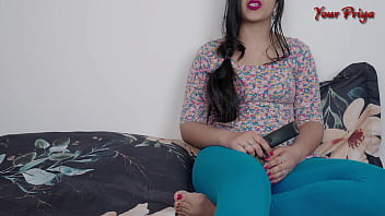 Kakak Tiri India Tergoda Melihat Kontol Gede Yang Tegang Berdiri